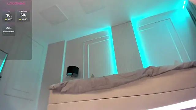 Snapshot of carrie145 chatting on September 18, 2025, 10:07 am carrie145 online show from September 18, 2025, 10:07 am