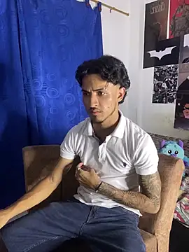 Snapshot of Zayn_kane chatting on October 4, 2025, 12:12 am Zayn kane online show from October 4, 2025, 12:12 am