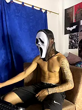 Snapshot of Zayn_kane chatting on October 10, 2025, 12:33 am Zayn kane online show from October 10, 2025, 12:33 am