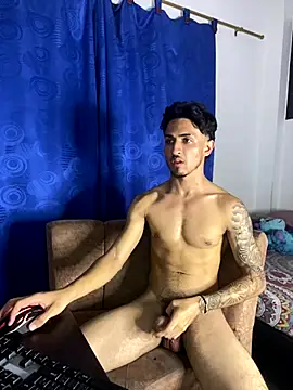 Snapshot of Zayn_kane chatting on September 19, 2025, 12:03 am Zayn kane online show from September 19, 2025, 12:03 am