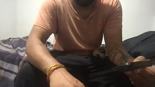 Snapshot of hami513 chatting on October 24, 2025, 12:53 am hami513 online show from October 24, 2025, 12:53 am