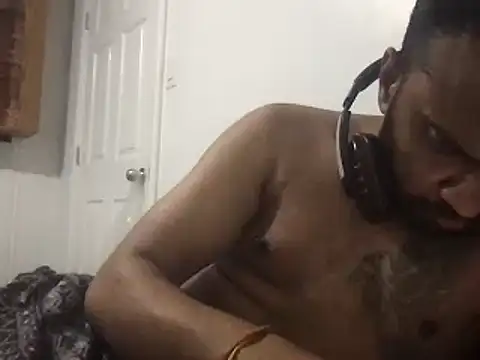 Snapshot of hami513 chatting on October 6, 2025, 7:03 pm hami513 online show from October 6, 2025, 7:03 pm