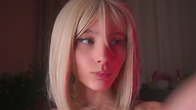 EditaBails online show from April 10, 2026, 8:16 pm