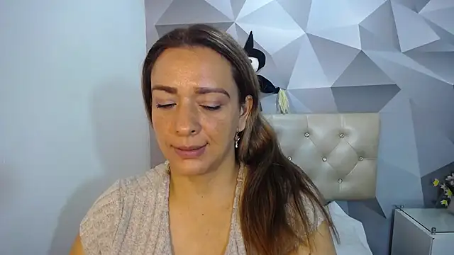 Snapshot of Milf-Prettyboobs chatting on October 29, 2025, 6:29 pm Milf-Prettyboobs online show from October 29, 2025, 6:29 pm