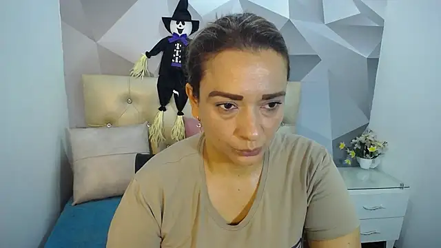 Snapshot of Milf-Prettyboobs chatting on October 30, 2025, 10:57 am Milf-Prettyboobs online show from October 30, 2025, 10:57 am