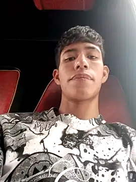 Snapshot of dareck_18 chatting on September 26, 2025, 7:54 pm dareck 18 online show from September 26, 2025, 7:54 pm