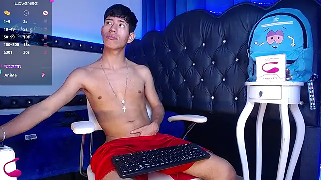 Snapshot of dareck_18 chatting on October 1, 2025, 1:22 am dareck 18 online show from October 1, 2025, 1:22 am