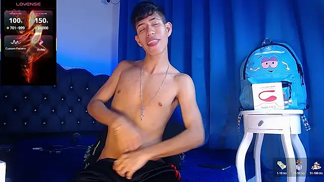 Snapshot of dareck_18 chatting on October 28, 2025, 12:44 am dareck 18 online show from October 28, 2025, 12:44 am