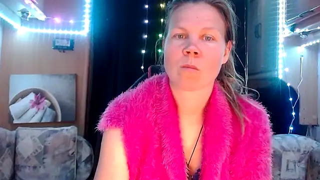 CallMeMaria online show from February 25, 2025, 7:06 pm