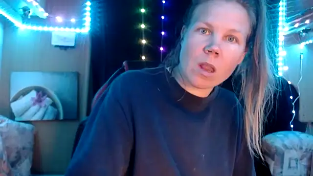 CallMeMaria online show from March 13, 2025, 7:28 pm