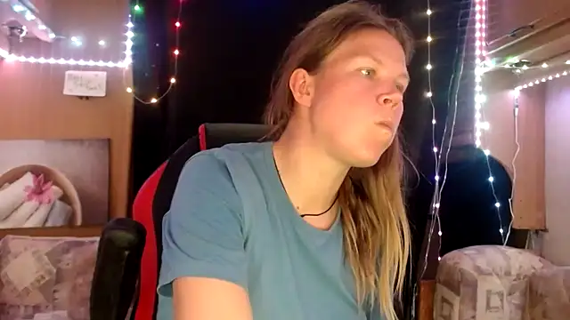 CallMeMaria online show from February 18, 2025, 2:38 pm