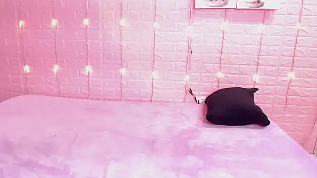 wet valery online show from March 26, 2026, 3:05 am