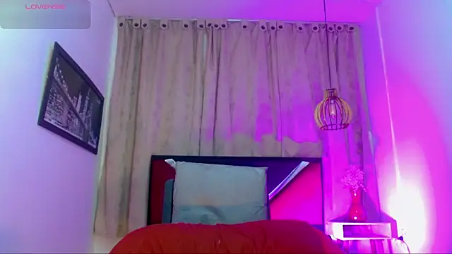 alexsandra kiss online show from May 23, 2026, 11:42 am