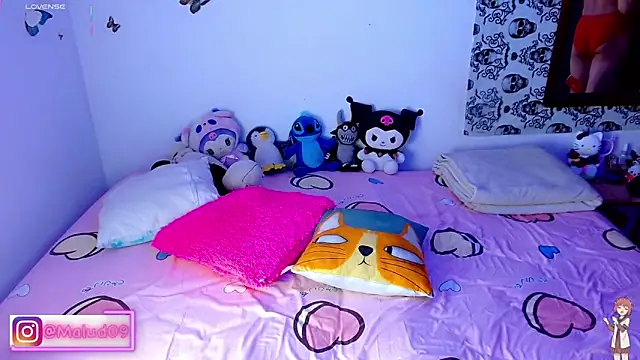 Snapshot of Malud09 chatting on October 18, 2025, 12:07 pm Malud09 online show from October 18, 2025, 12:07 pm