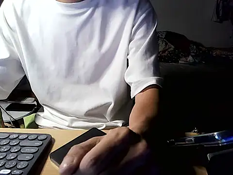 mak mark92 online show from October 14, 2025, 7:47 pm