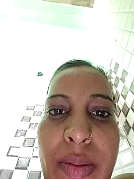 Snapshot of Hotty-Nidhi chatting on October 25, 2025, 3:06 am Hotty-Nidhi online show from October 25, 2025, 3:06 am