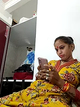 Snapshot of Hotty-Nidhi chatting on September 28, 2025, 7:26 am Hotty-Nidhi online show from September 28, 2025, 7:26 am
