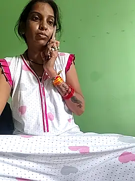 Snapshot of Hotty-Nidhi chatting on October 2, 2025, 2:59 am Hotty-Nidhi online show from October 2, 2025, 2:59 am