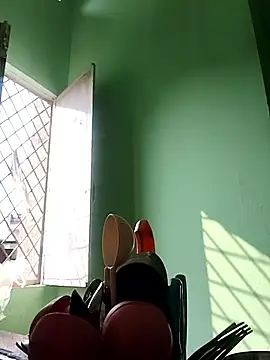 Snapshot of Hotty-Nidhi chatting on October 15, 2025, 4:00 am Hotty-Nidhi online show from October 15, 2025, 4:00 am