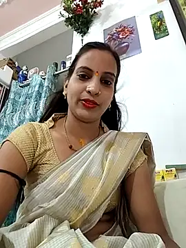 Hotty-Nidhi online show from July 17, 2026, 6:10 am