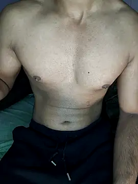 Snapshot of HARSHHU01 chatting on November 17, 2025, 5:50 pm HARSHHU01 online show from November 17, 2025, 5:50 pm