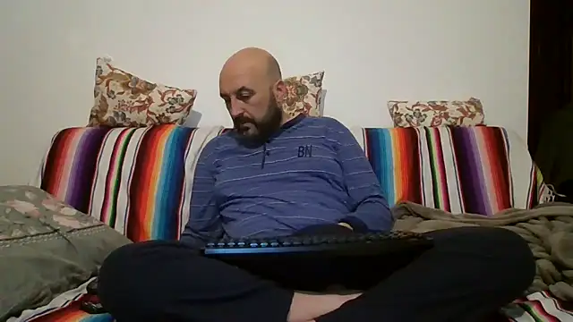 maxxxio12 online show from March 25, 2026, 9:35 pm