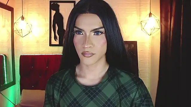 agatha rodriguez online show from November 10, 2025, 1:38 pm