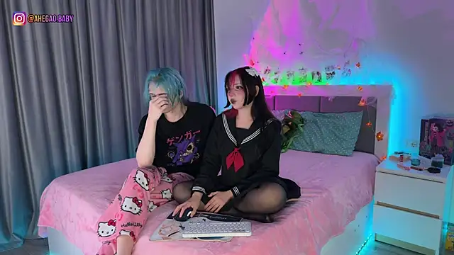 Snapshot of h3ntai_baby chatting on October 26, 2025, 5:35 pm h3ntai baby online show from October 26, 2025, 5:35 pm