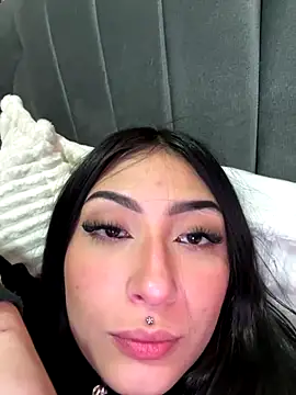 Lilith Thompson online show from October 20, 2025, 4:47 am