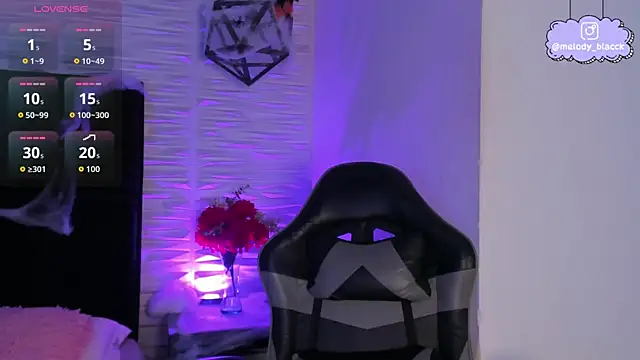 Snapshot of Melody_Black_ chatting on October 26, 2025, 2:28 pm Melody Black online show from October 26, 2025, 2:28 pm