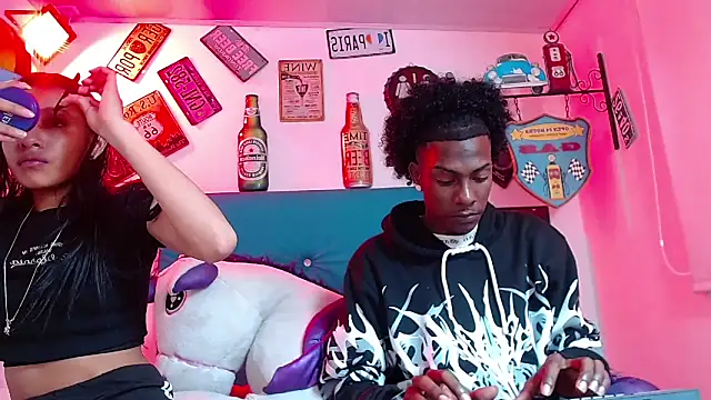 Snapshot of lili_roussi chatting on September 30, 2025, 2:39 am lili roussi online show from September 30, 2025, 2:39 am