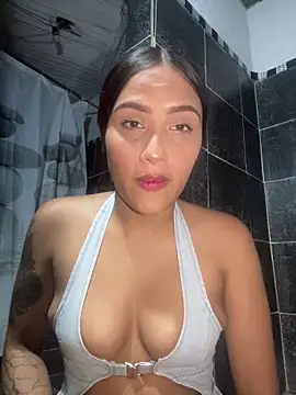 iamsara 21 online show from February 1, 2026, 1:15 am