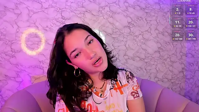 DivineMegan online show from March 10, 2025, 2:50 am