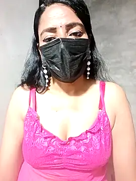 Shakira-Devi online show from October 12, 2025, 3:35 pm