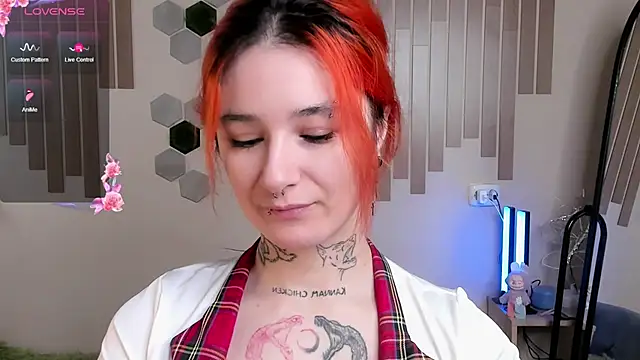 Snapshot of Angel_Monica chatting on October 3, 2025, 2:15 am Angel Monica online show from October 3, 2025, 2:15 am