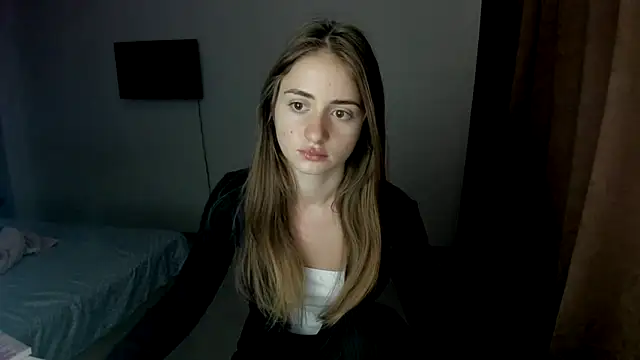 LilyHaart online show from September 30, 2025, 5:46 am