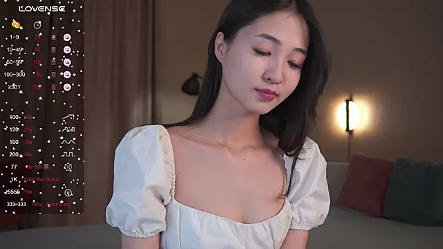 SeulBi online show from May 14, 2026, 2:47 pm
