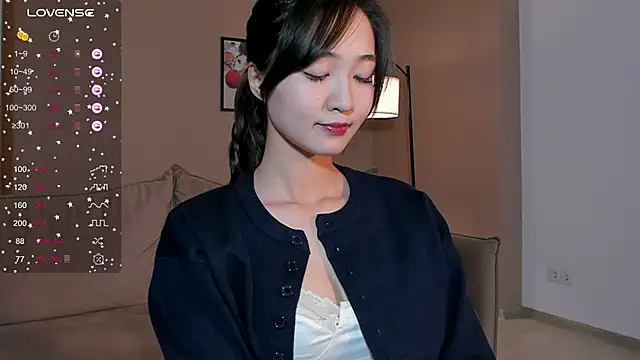 SeulBi online show from October 13, 2025, 3:02 pm