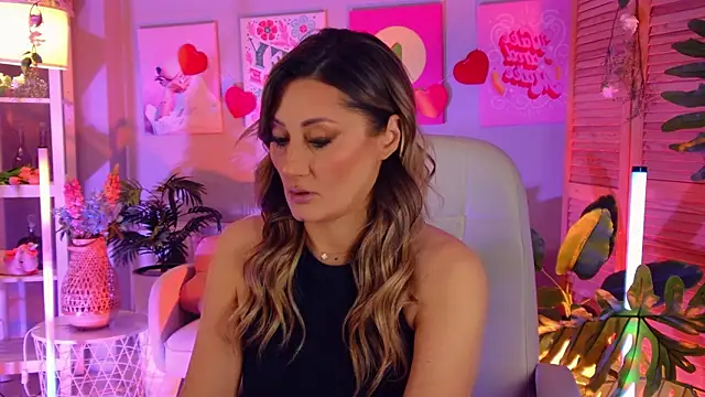 SarahAlluring online show from February 26, 2026, 12:38 pm