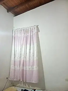 Sexi girl29 online show from October 5, 2025, 10:22 pm