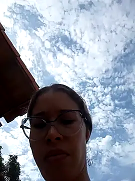 Sexi girl29 online show from April 15, 2026, 1:37 pm