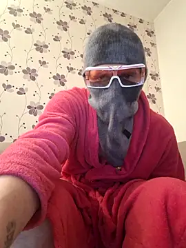 ThePython666 online show from March 11, 2025, 6:52 pm