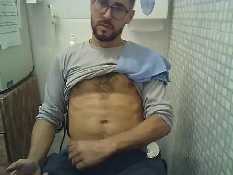 pdasgyn online show from December 15, 2025, 2:45 pm