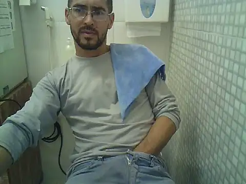 Snapshot of pdasgyn chatting on September 18, 2025, 4:54 pm pdasgyn online show from September 18, 2025, 4:54 pm