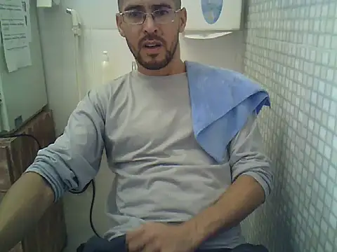 Snapshot of pdasgyn chatting on September 12, 2025, 12:16 pm pdasgyn online show from September 12, 2025, 12:16 pm