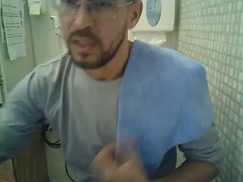 Snapshot of pdasgyn chatting on September 16, 2025, 12:17 pm pdasgyn online show from September 16, 2025, 12:17 pm