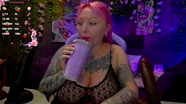 BlackedBarbie online show from November 14, 2025, 7:06 pm