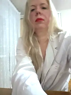 Snapshot of Irina3718 chatting on February 8, 2026, 4:15 pm Irina3718 online show from February 8, 2026, 4:15 pm