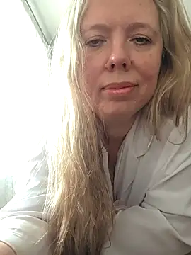 Snapshot of Irina3718 chatting on February 2, 2026, 10:58 am Irina3718 online show from February 2, 2026, 10:58 am