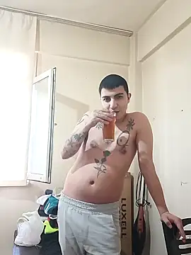 Snapshot of Kadir1320@xh chatting on March 15, 2025, 12:24 pm Kadir1320xh online show from March 15, 2025, 12:24 pm